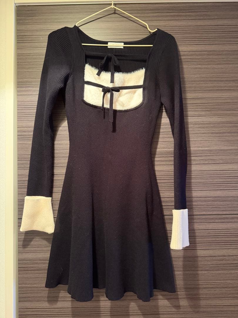 【期間限定値下げ】リボンファーフレアニットミニワンピース