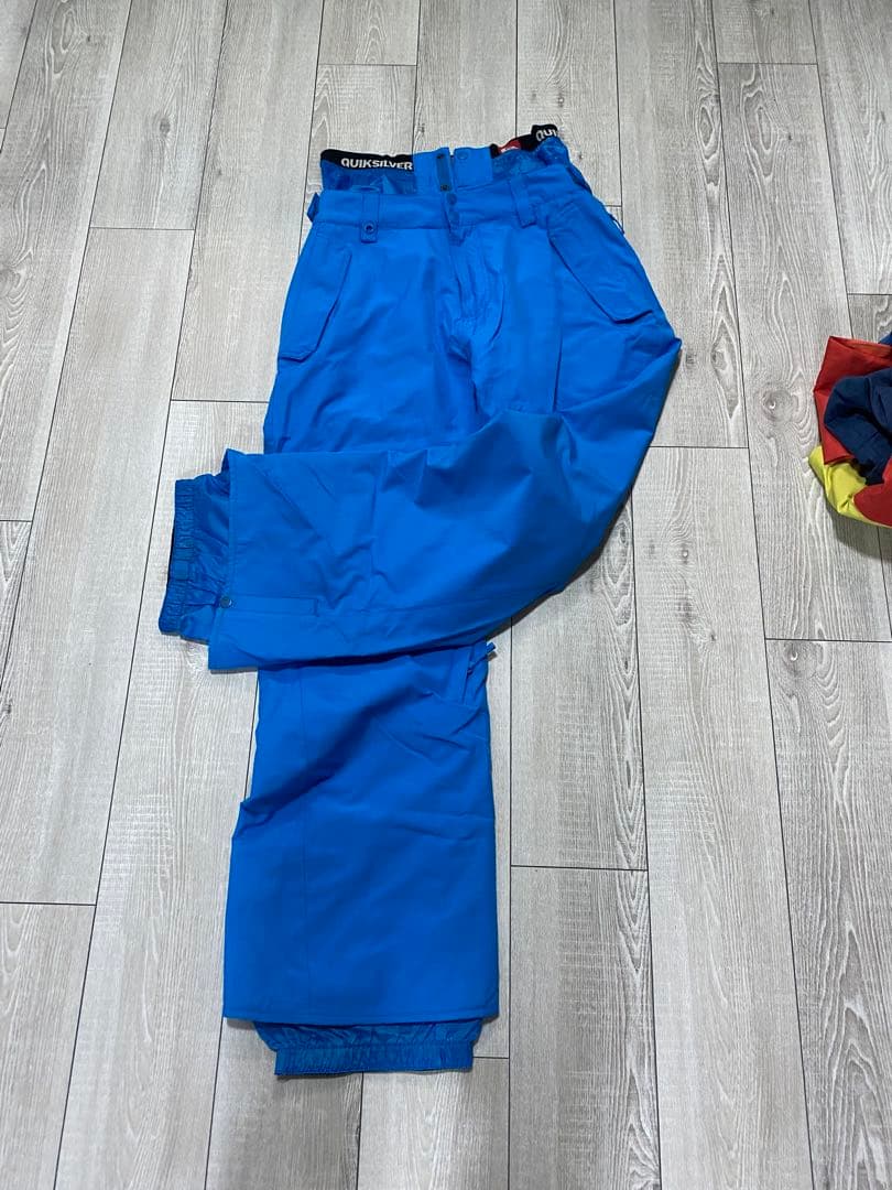 QUIKSILVER スノーボードウェア Sサイズ上下セット