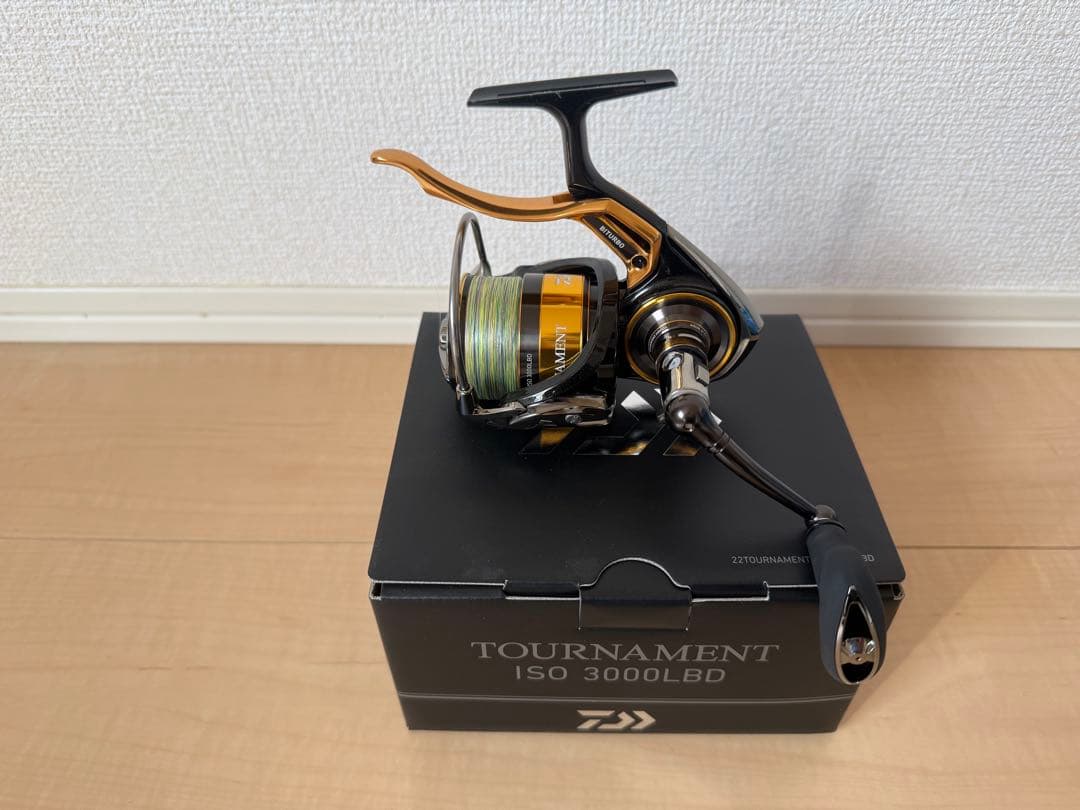 Daiwa TOURNAMENT ISO 3000LBD スピニングリール
