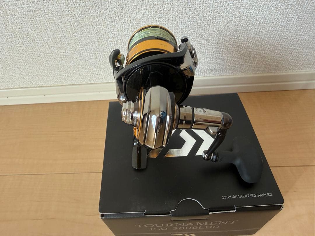 Daiwa TOURNAMENT ISO 3000LBD スピニングリール