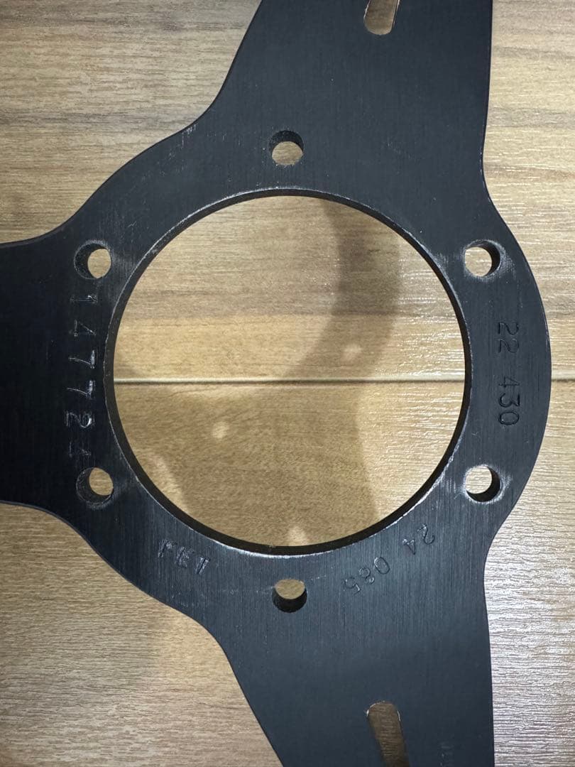 NARDI ステアリング　クラシック　N110 Φ33