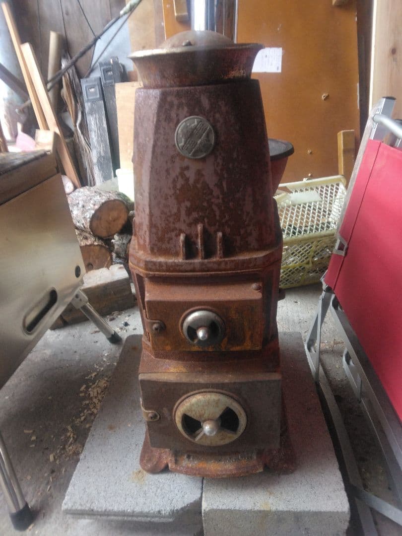 薪ストーブ 鋳鉄製 コンパクト