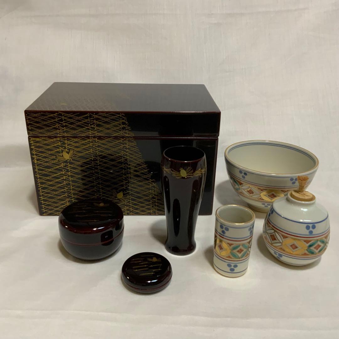 茶道具　漆塗り茶箱と茶器のセット　未使用