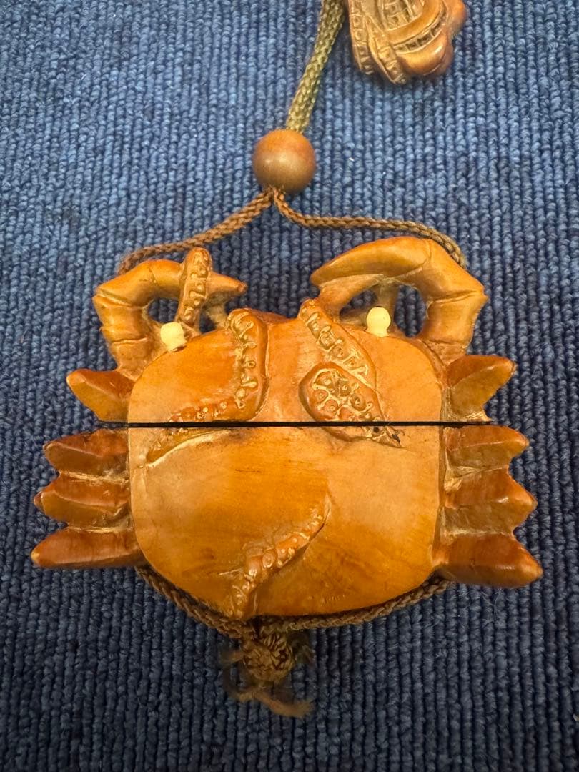 1689  蟹印籠　根付　時代物