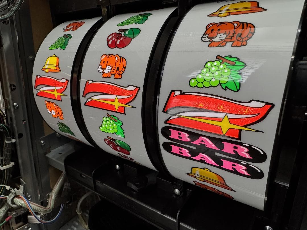 【ご自宅まで送料無料‼️】マイジャグラー4　北電子　5号機