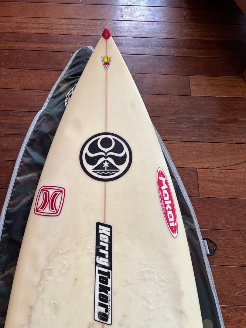 ショートボード　ケリートコロ　全長186センチ　ケース、フィン、コードセット