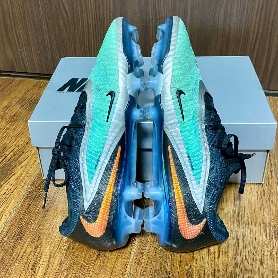 ナイキファントム6 LOW エリート LE FG 28.5