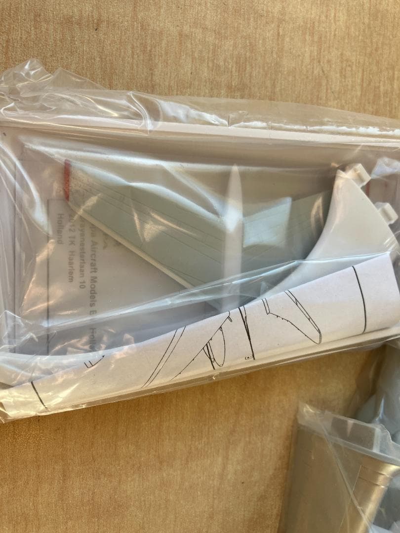 貨物機模型　南アフリカ航空　MD-11　1/400　　け