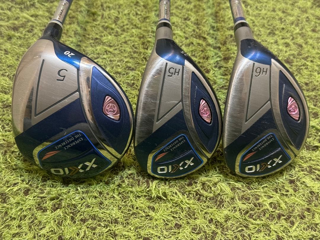 ❤️ゼクシオ11激飛び10本セット⭐️レディースA⭐️なんとドライバーはゼクシオ12