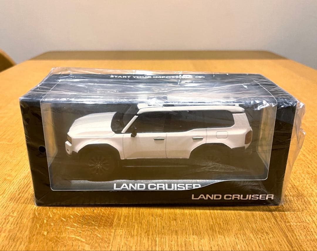 ランドクルーザー250ミニカー 非売品新品040 スーパーホワイトⅡ