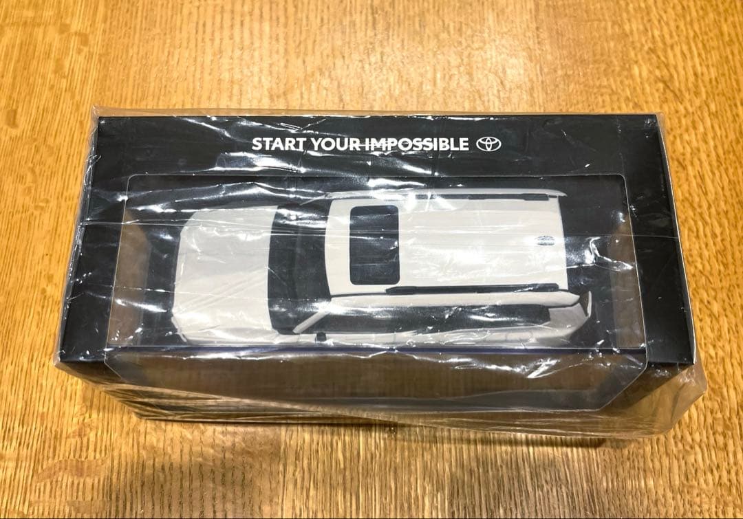ランドクルーザー250ミニカー 非売品新品040 スーパーホワイトⅡ