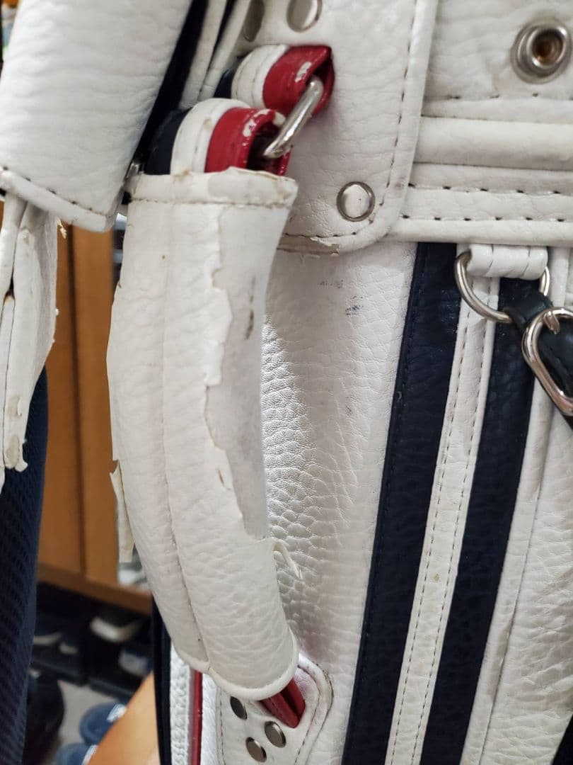 ベンツとタイトリストコラボ　キャディーバッグ