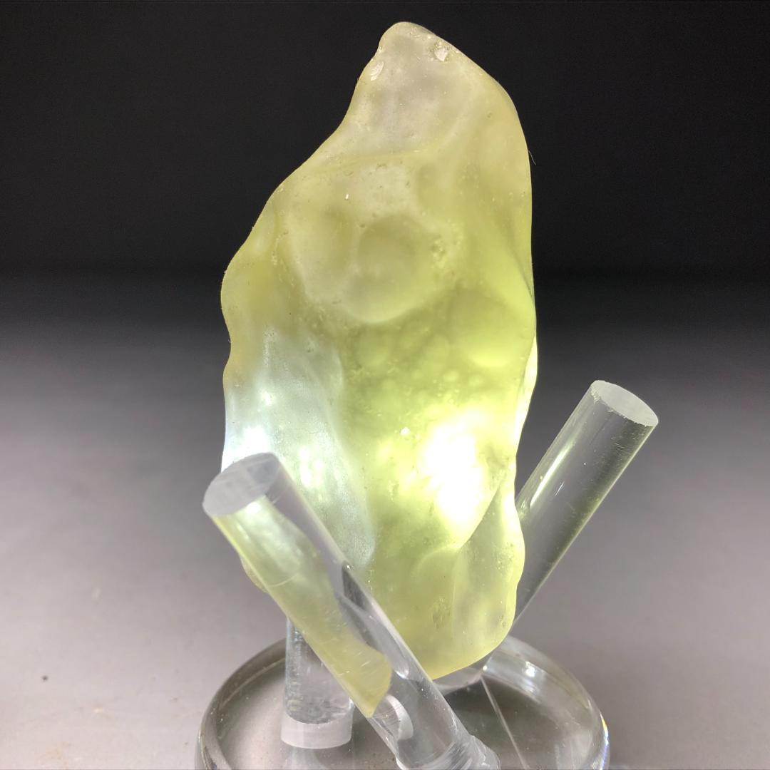 リビアンデザートグラス・リビアングラス 隕石　重さ72g