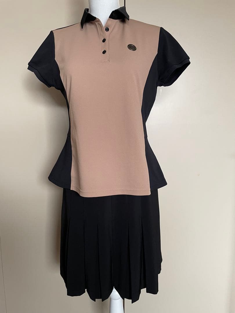 【美品】LANVIN SPORT ベージュと黒のポロシャツ ペプラムシャツ