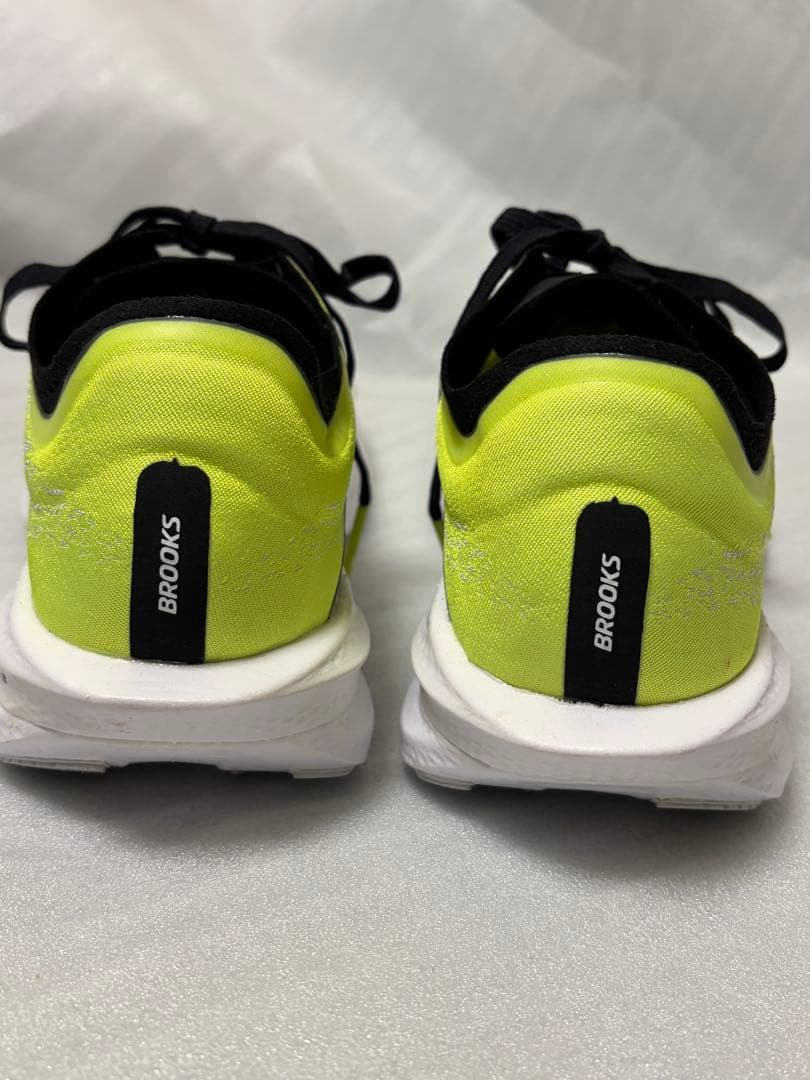 ✨お値下BROOKSハイペリオンエリート2 ユニセックスランニングシュー24cm