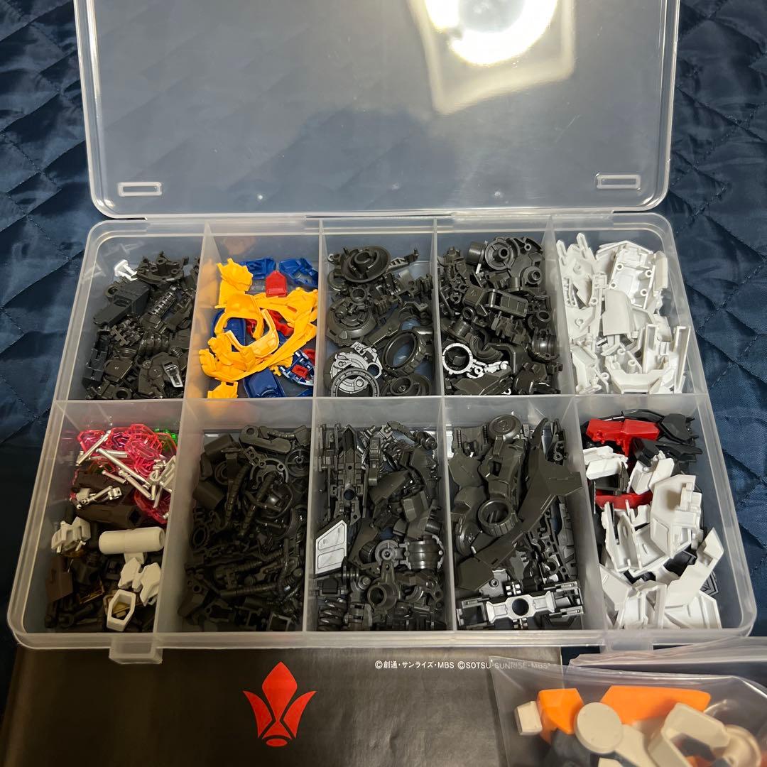 ガンプラジャンク品　MGガンダムバルバトス2体分　MG陸戦型ジムパーツ