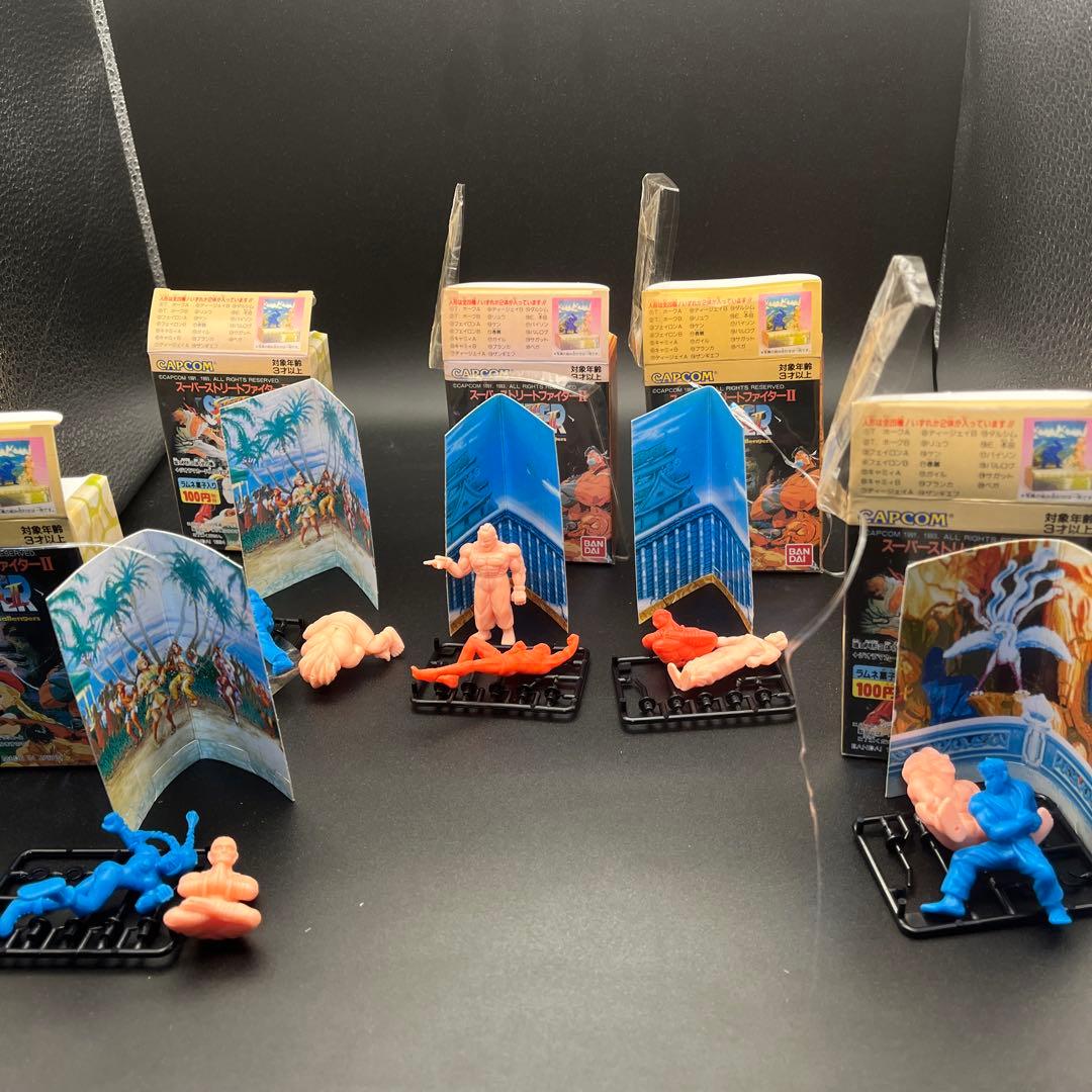 【当時物】箱　パネル付　CAPCOM ストリートファイター フィギュアセット