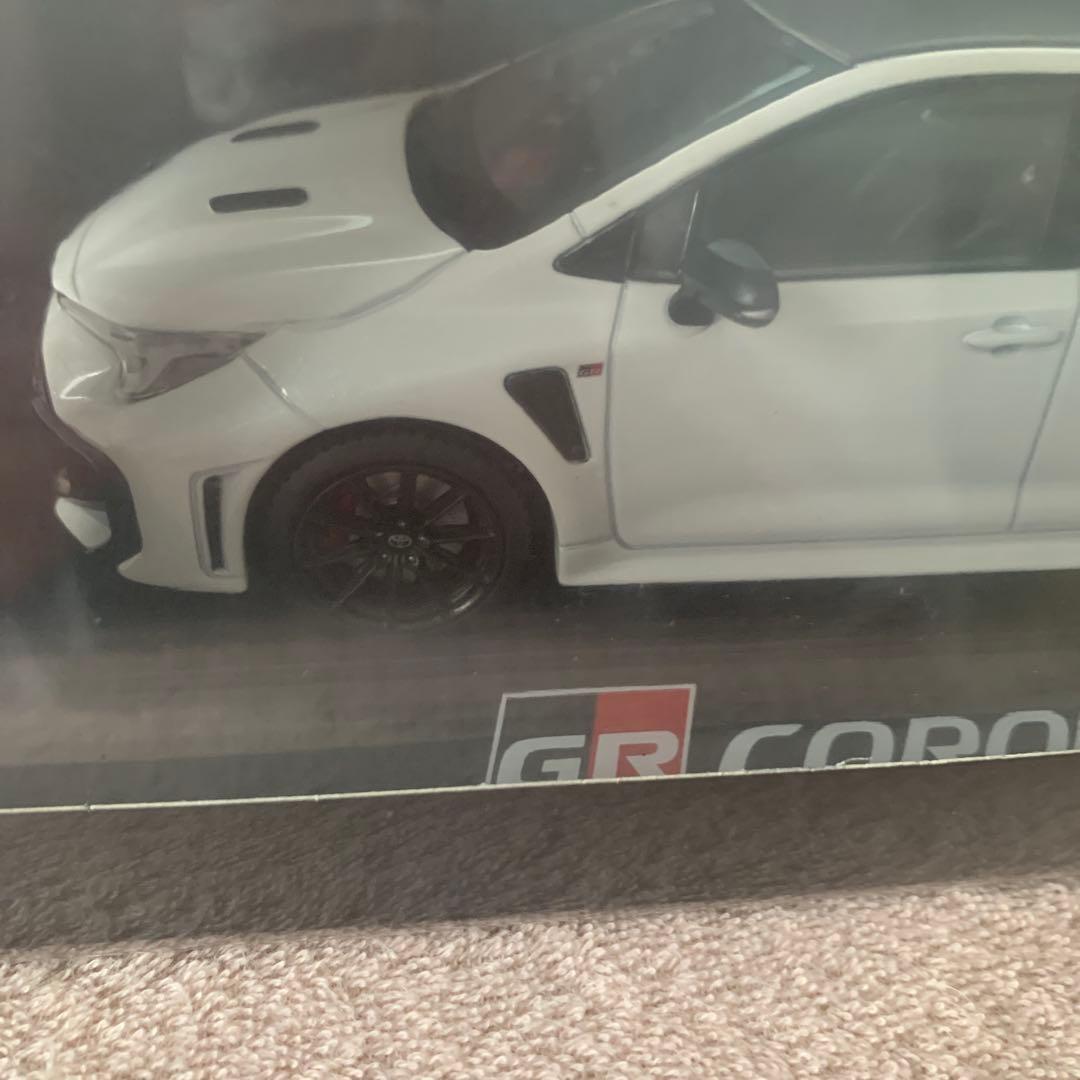 1/30新品未開封GRカローラカラーサンプルミニカープラチナホワイトパールマイカ