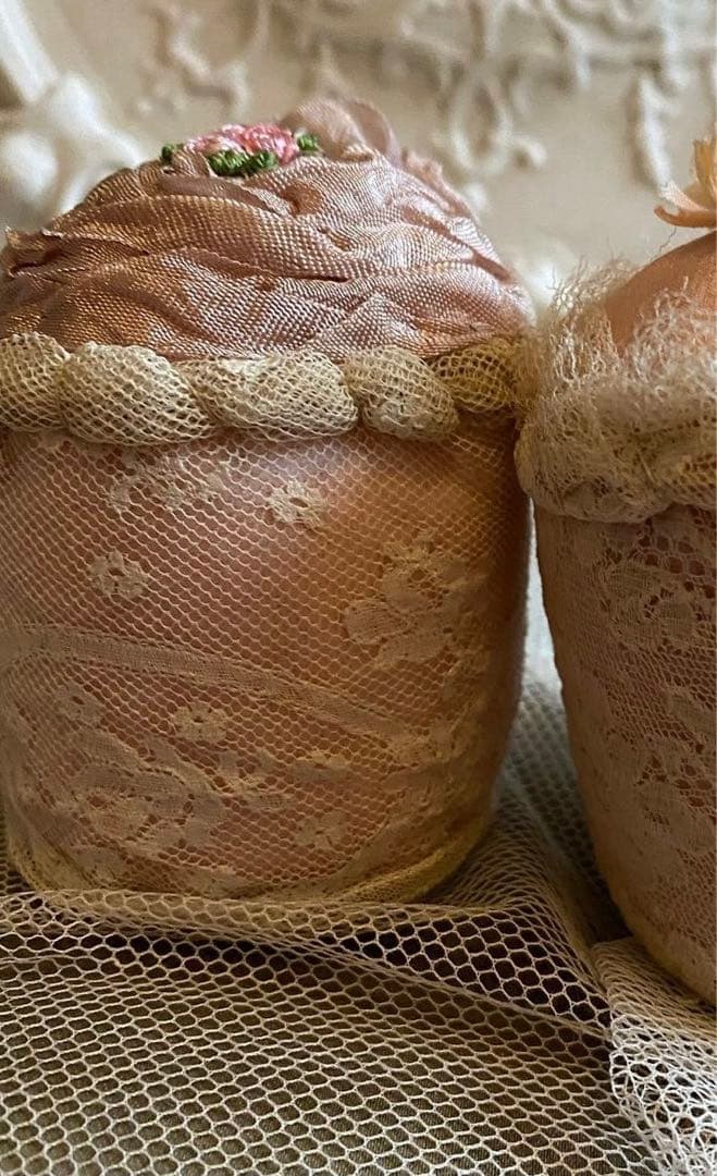 アンティーク 素材使用  ピンクッション（針山）