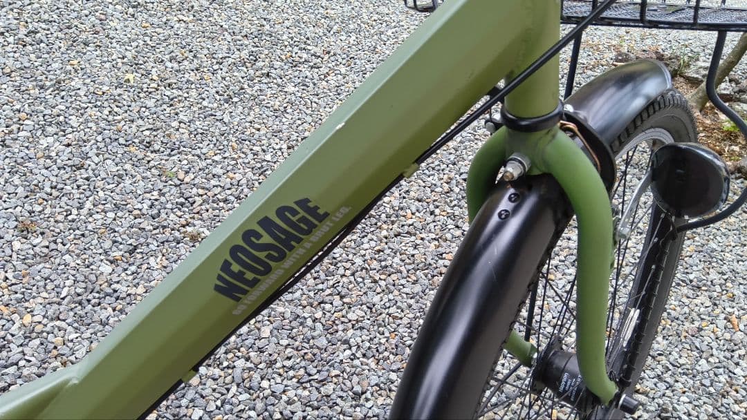 引き取り希望★ネオサージュD マットカーキ 外装6段変速 27型自転車