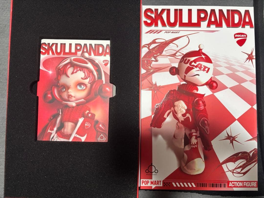 スカルパンダ　ドゥカティ　コラボ　フィギュア