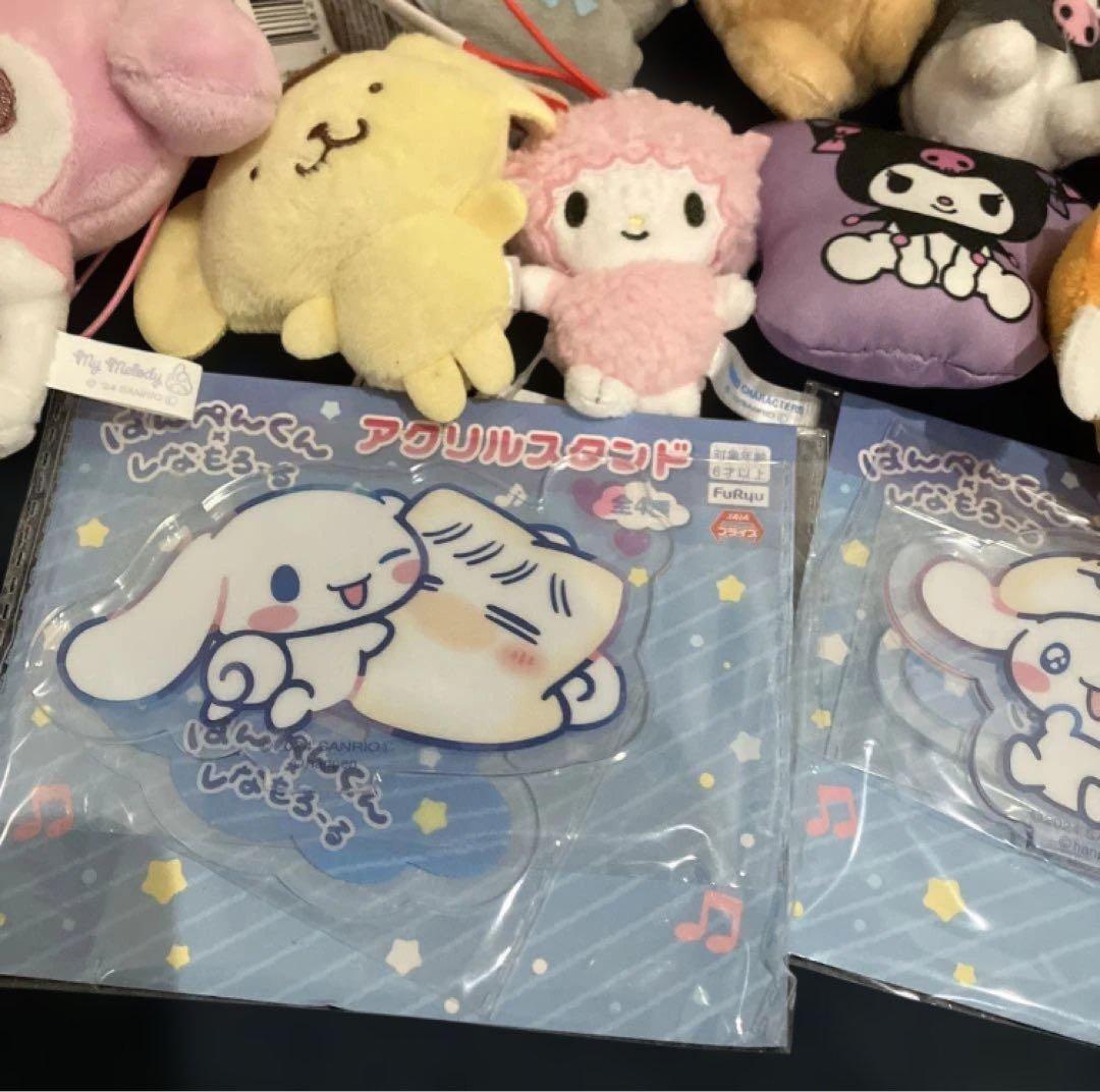 サンリオ　ぬいぐるみ　マスコット　アクリルスタンド　３５体セット　まとめ売り