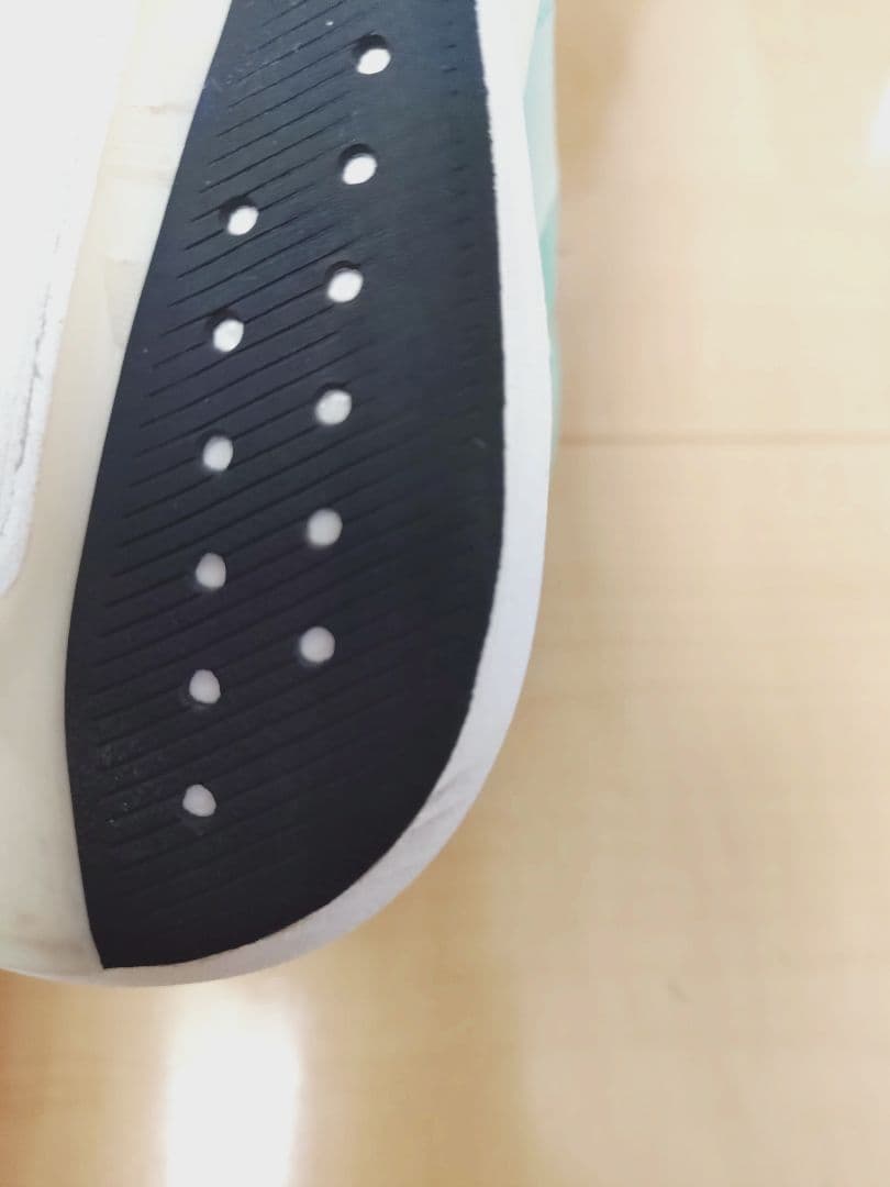 アディダス　アディゼロボストン13