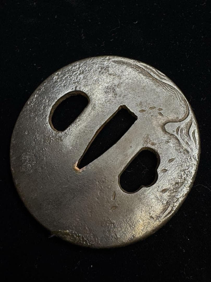 在銘 竹之内定次 鉄地滝図鐔 鍔 拵 日本刀 刀装具 骨董 古美術 江戸時代