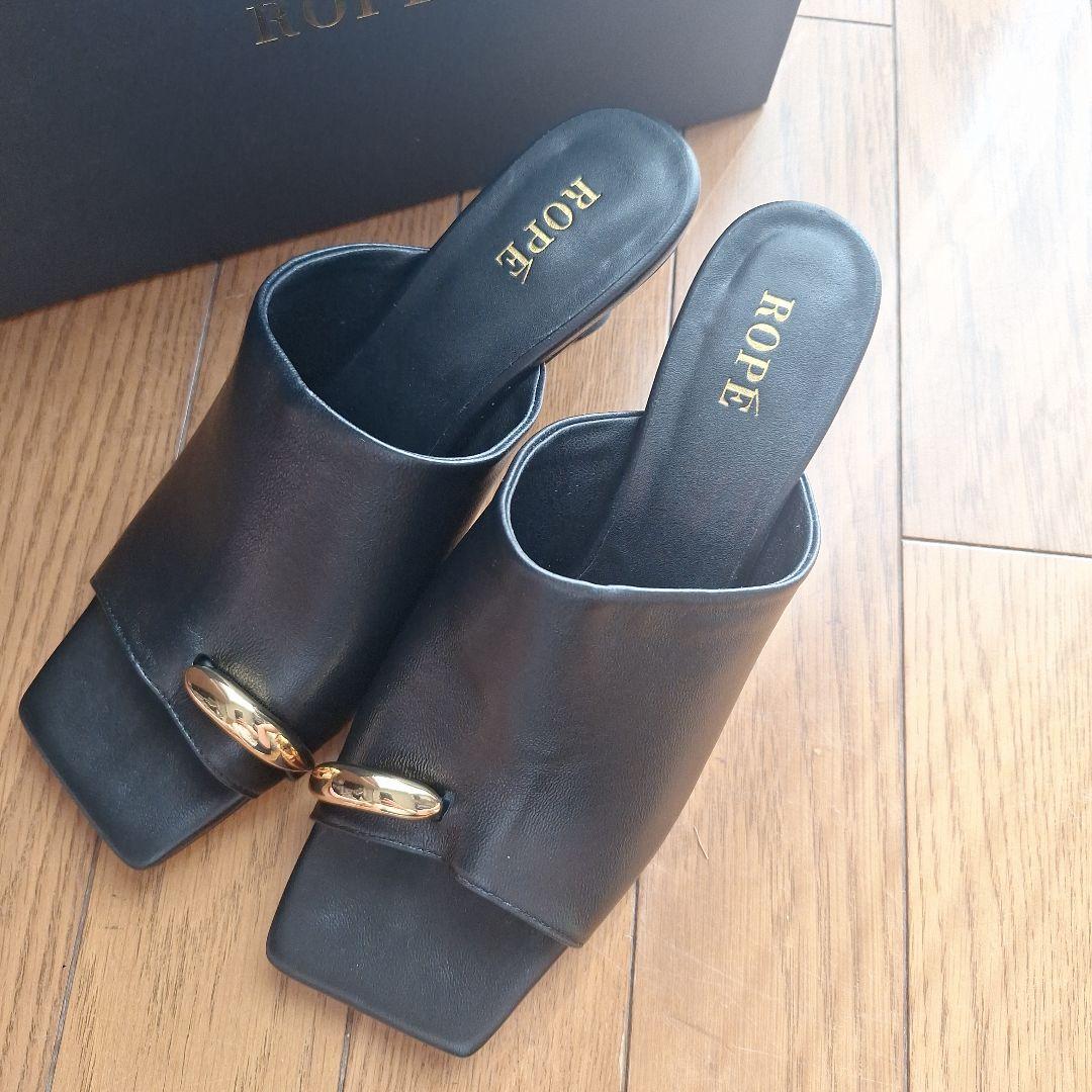 レディース　新品未使用　ROPE ブラック ミュール ゴールドリング23.5