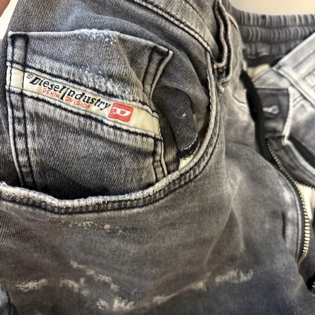 2025/Diesel 30 ダメージ加工 グレー デニムジーンズ