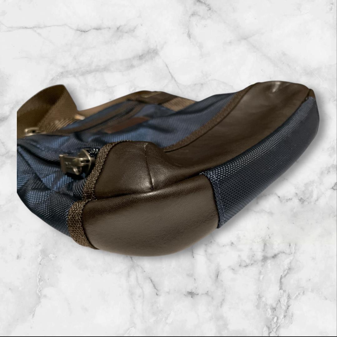 TUMI ショルダーバッグ ネイビー×ブラウン 斜め掛け 正規品