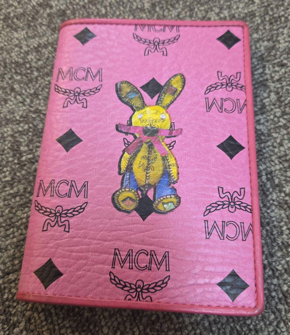 MCM パスポートケース