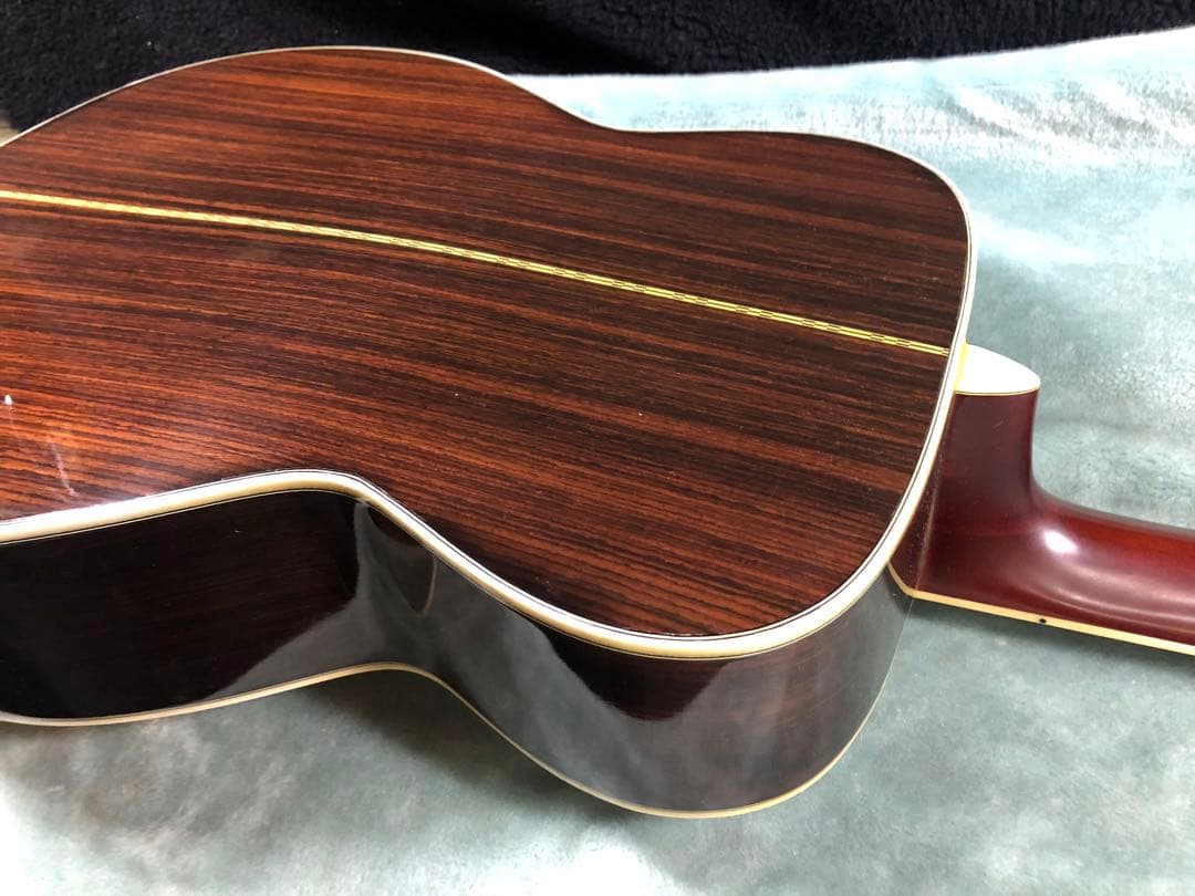 Y*I様 70年代　モーリス　F-30 縦ロゴ