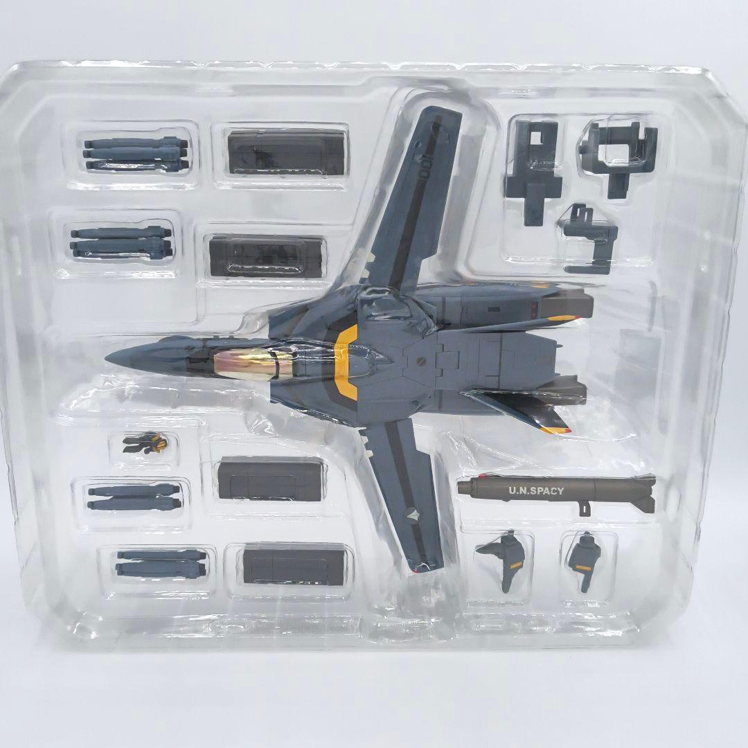 やまと 完全変形 1/6 超時空要塞マクロス VF-1S ロービジビリティー仕様