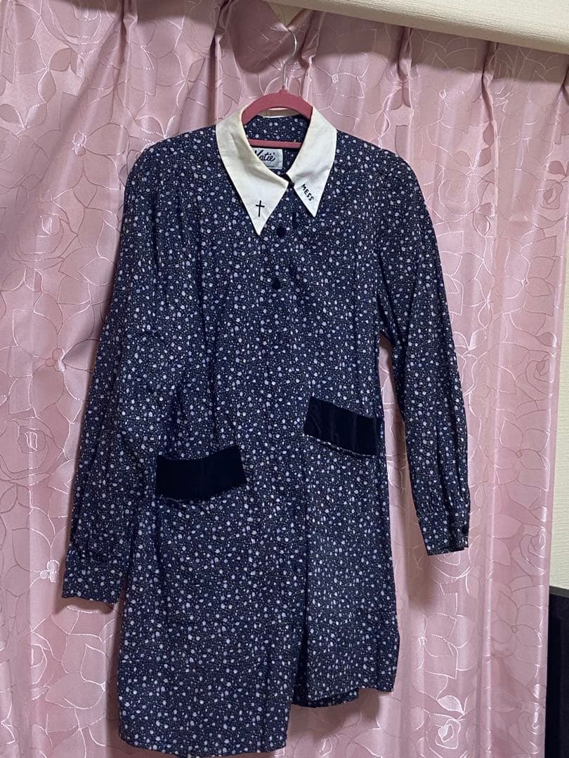 Katie WEDNESDAY mess ワンピース　多屋来夢着用