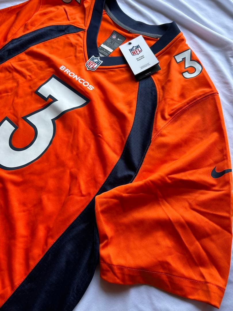 値下げ 新品未使用 XL NFL ブロンコス ラッセル ウィルソン ユニフォーム