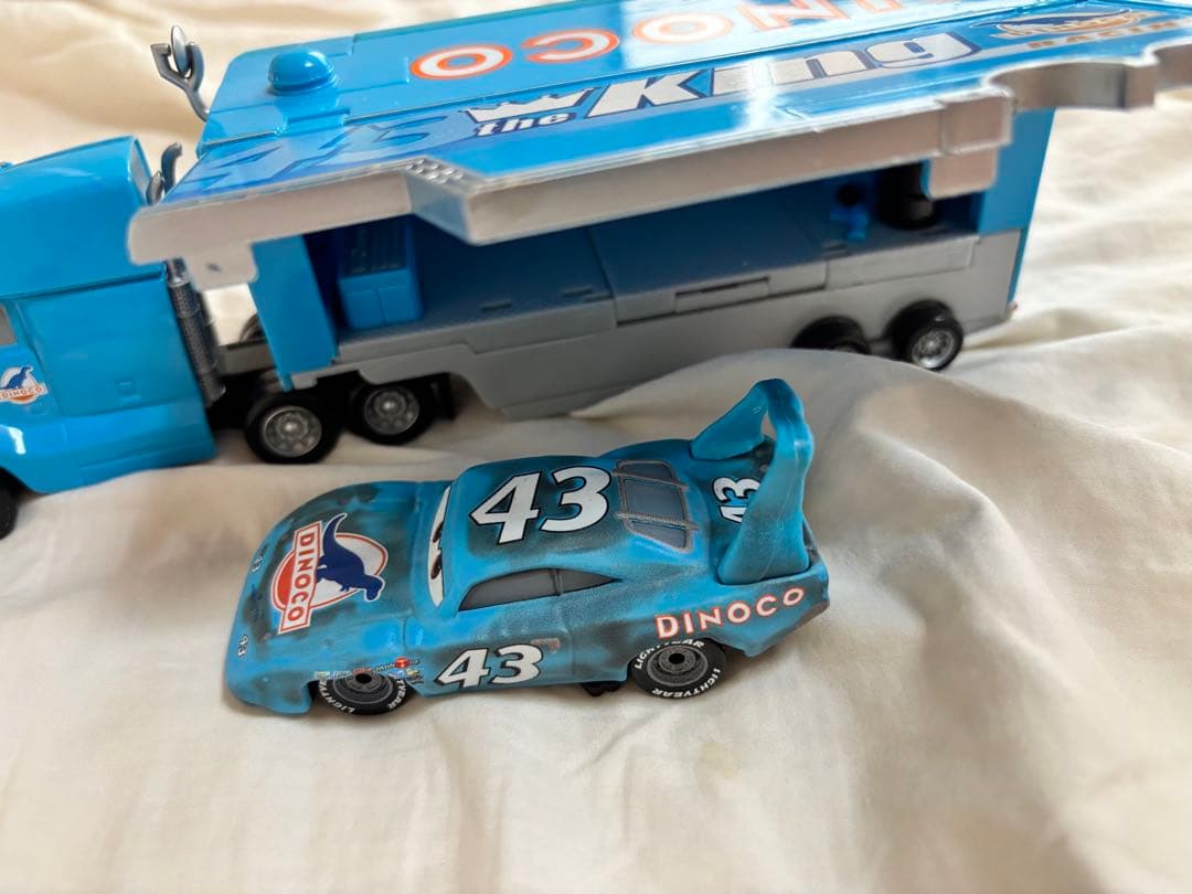 ダメージキング ダイナコ ハウラー DINOCO GLAY マテル社 カーズ