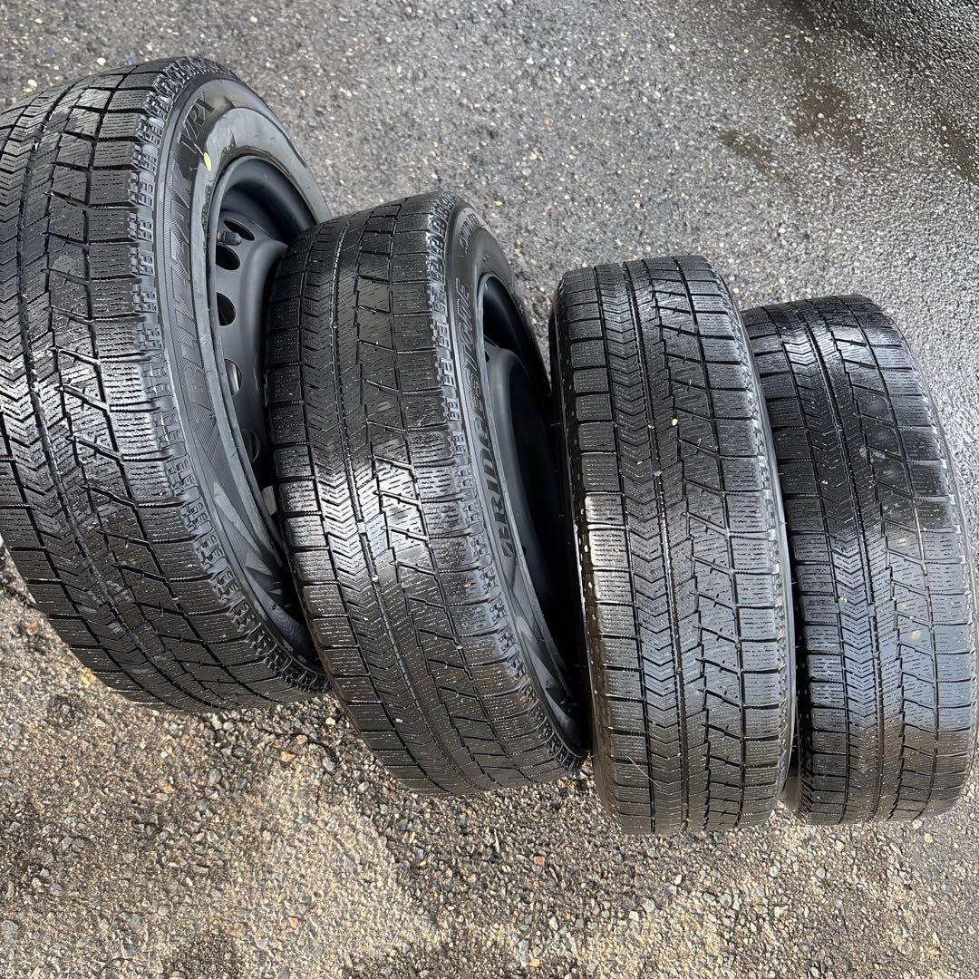 年末年始大感謝祭!! トヨタ純正　14インチ　鉄チン　ヤリス　スタッドレス