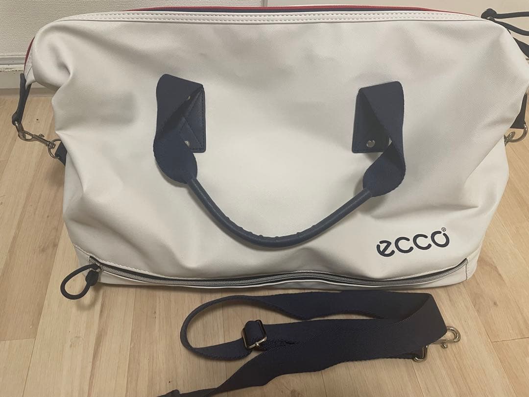 ECCO スポーツバッグ ホワイト 靴収納付き