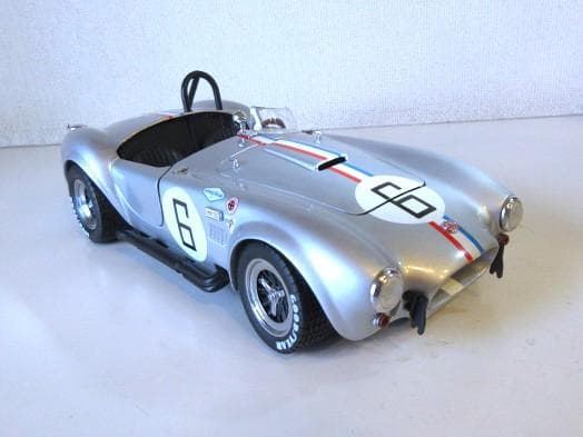 特価 京商 (1/18) コブラ 427S/C