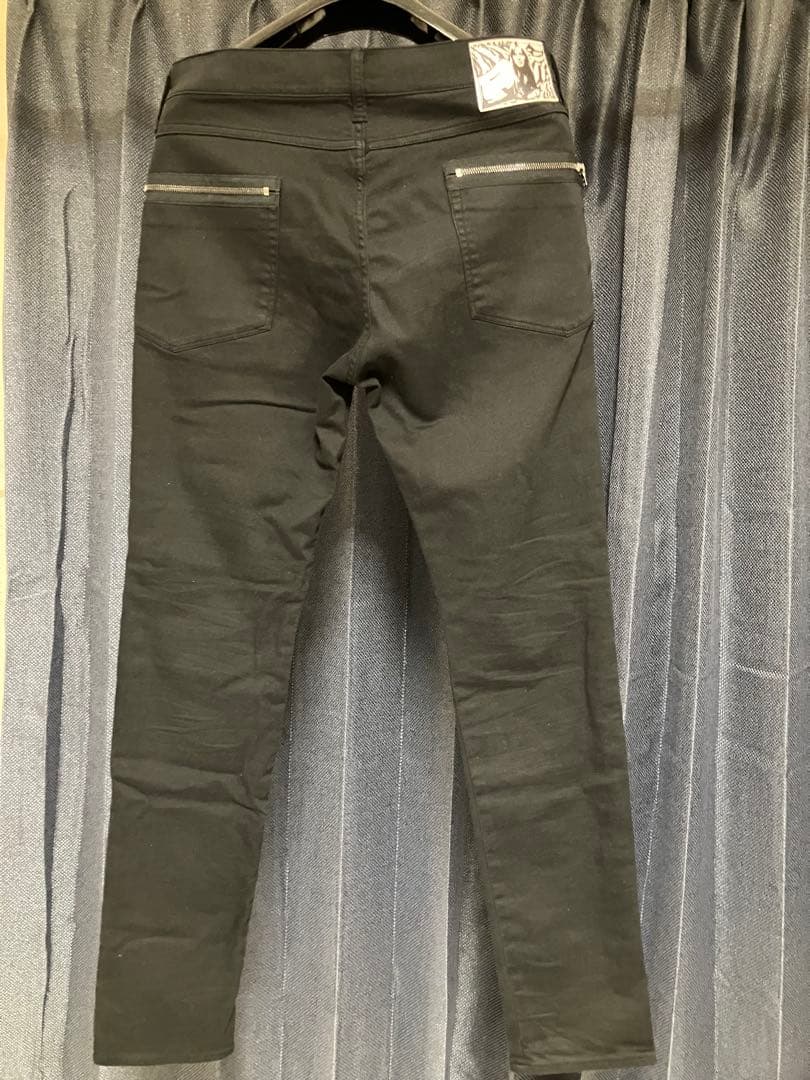 ヒステリックグラマー　ブラック　スタッズデニム　31インチ　ひざ開き加工