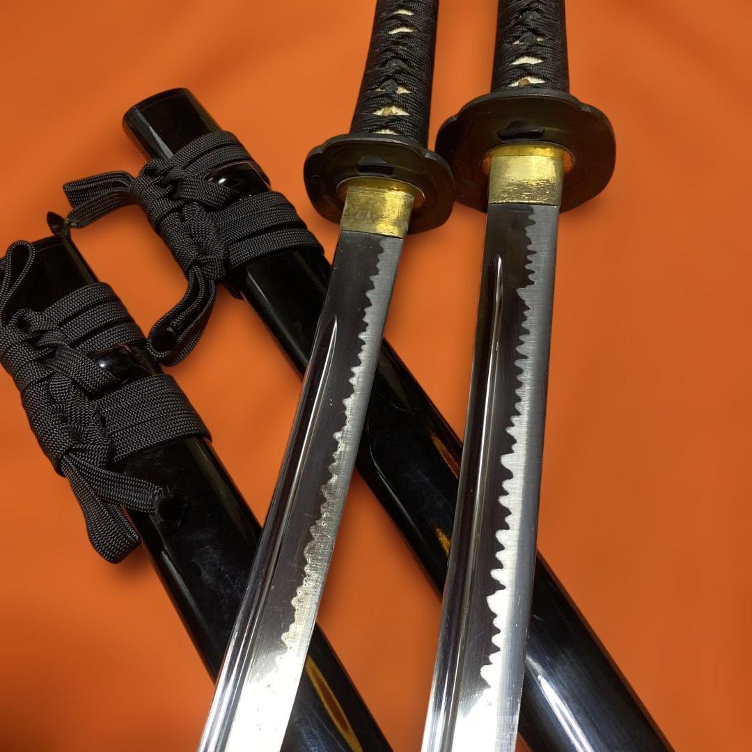 高級居合刀大小２本 黒柄 竹笹木瓜黒鍔 黒呂鞘