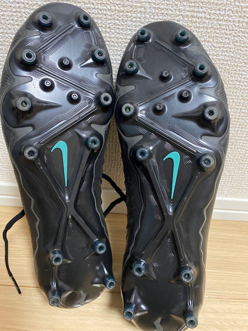 Nike ティエンポレジェンド10 ファントムGX2 エリートAG