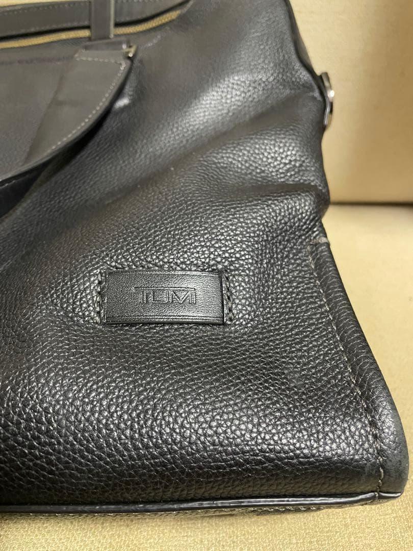TUMI 63032DP ビジネスバッグ レザー