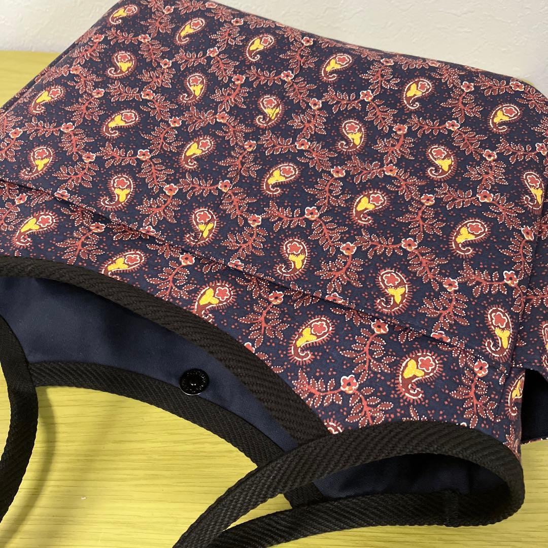 ソレイアード　ハンドメイド　グラニーバッグ　外ポケット付　縦25横32底マチ13