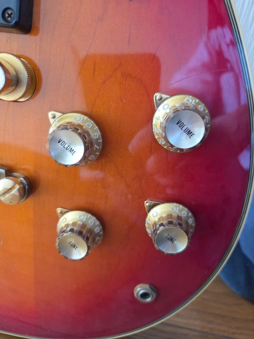 YAMAHA SG2000 レッドサンバースト(1982年製)