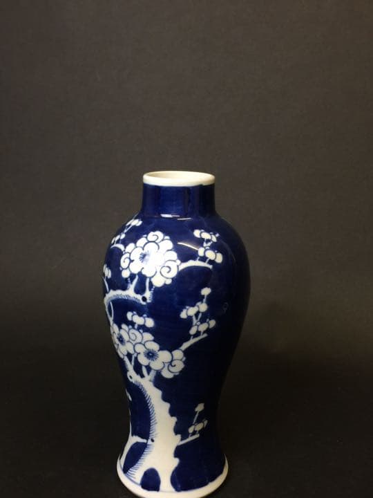 清時代 氷裂梅花紋染付花入 花生  時代物