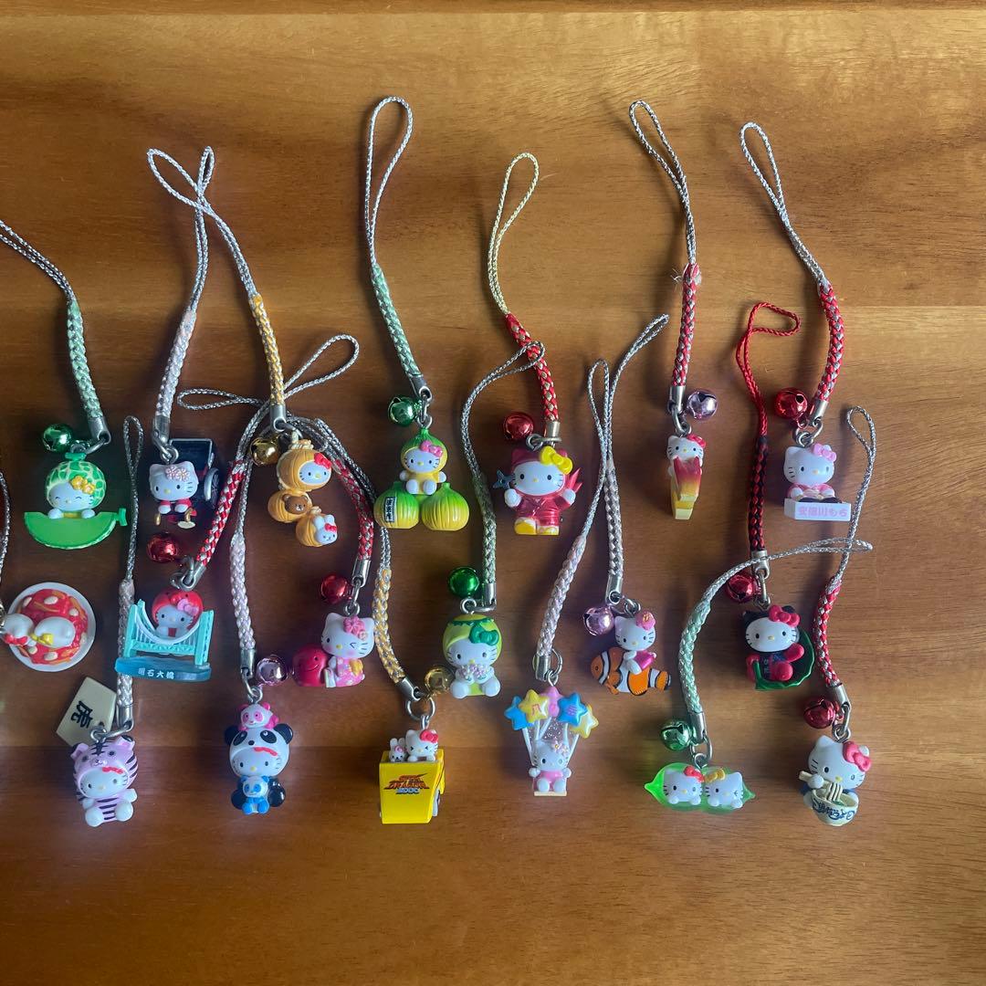 ご地キティ　中古まとめ売り　26個