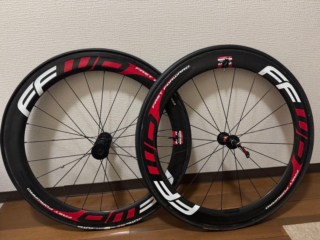 FFWD カーボンホイール DT Swiss 240