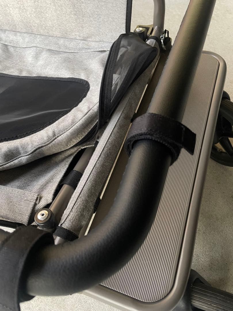 エアーバギーキャリッジ　大人気アースグレイ　美品　最終値下げ！早いもの勝ち！